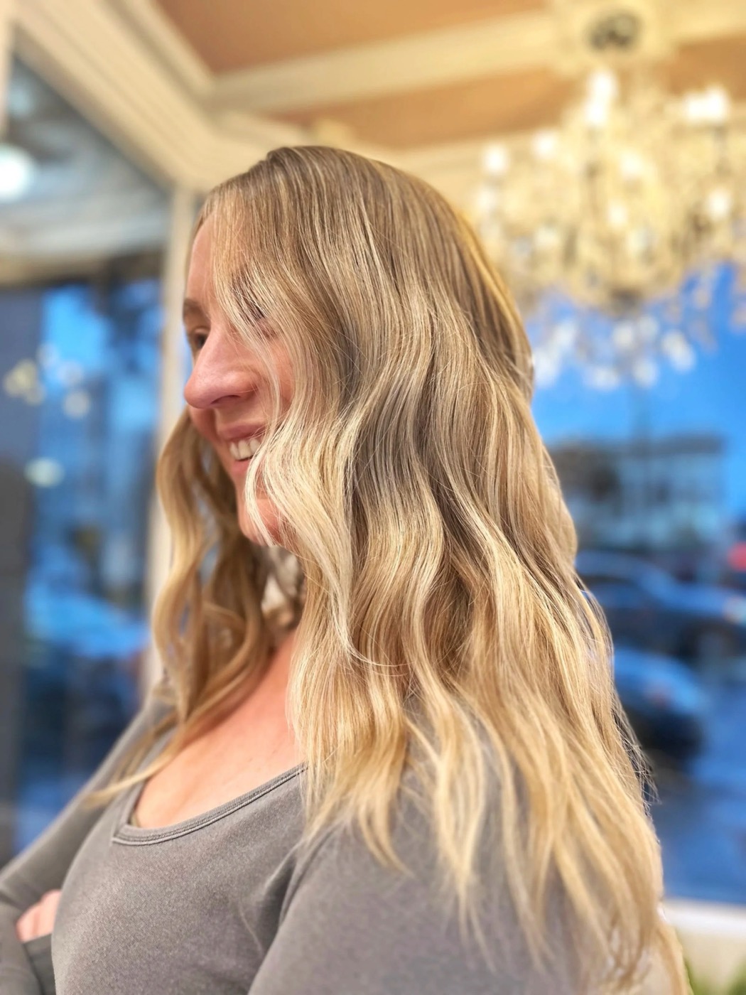 Long sunlit blonde with lived-in dimension